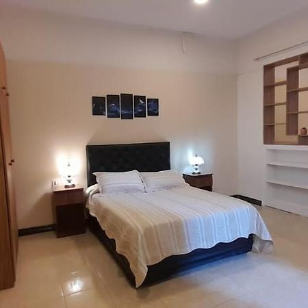 Casa Ff Lägenhet Mendoza Exteriör bild